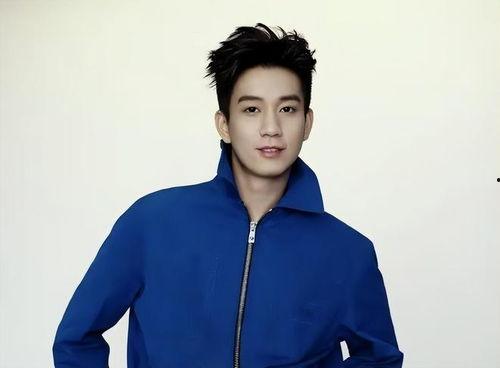 王子奇恋情爆料最新视频,甜蜜互动引网友热议 第2张 王子奇恋情爆料最新视频,甜蜜互动引网友热议 第2张